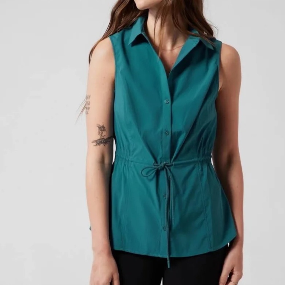 Athleta Levitate Poplin Tank Button Front Sleeveless